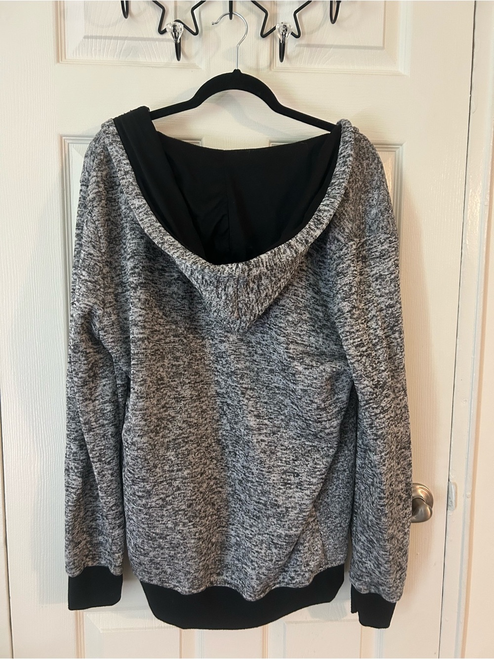 Cozy Grey Marled Hooded Pullover with Black Lining